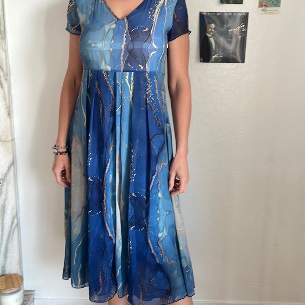 Cute summer dress with built in slip